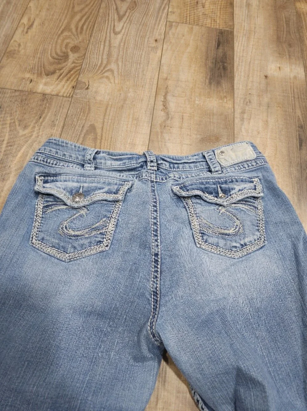 Silver Jeans hem curvy general